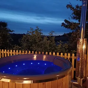  Campsite Norwell View Farm Glamping With Hot Tubs United Kingdom